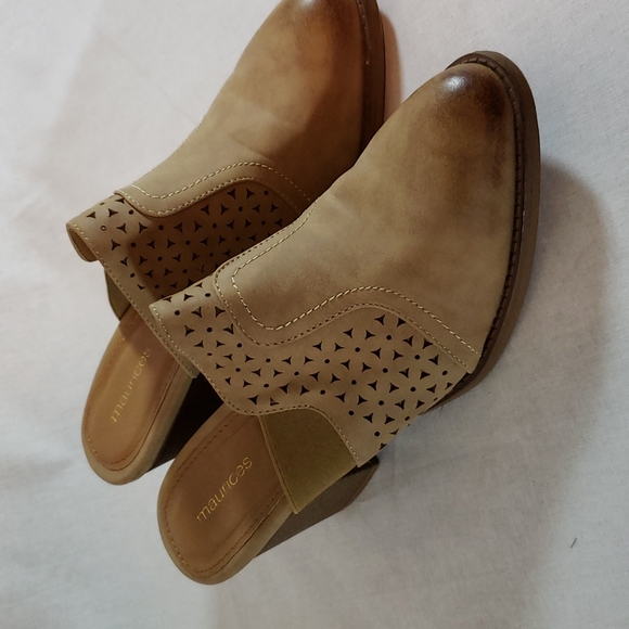 Tan Maurices Boot Clogs Size 7 1/2, Never worn,  Tan - Picture 1 of 2